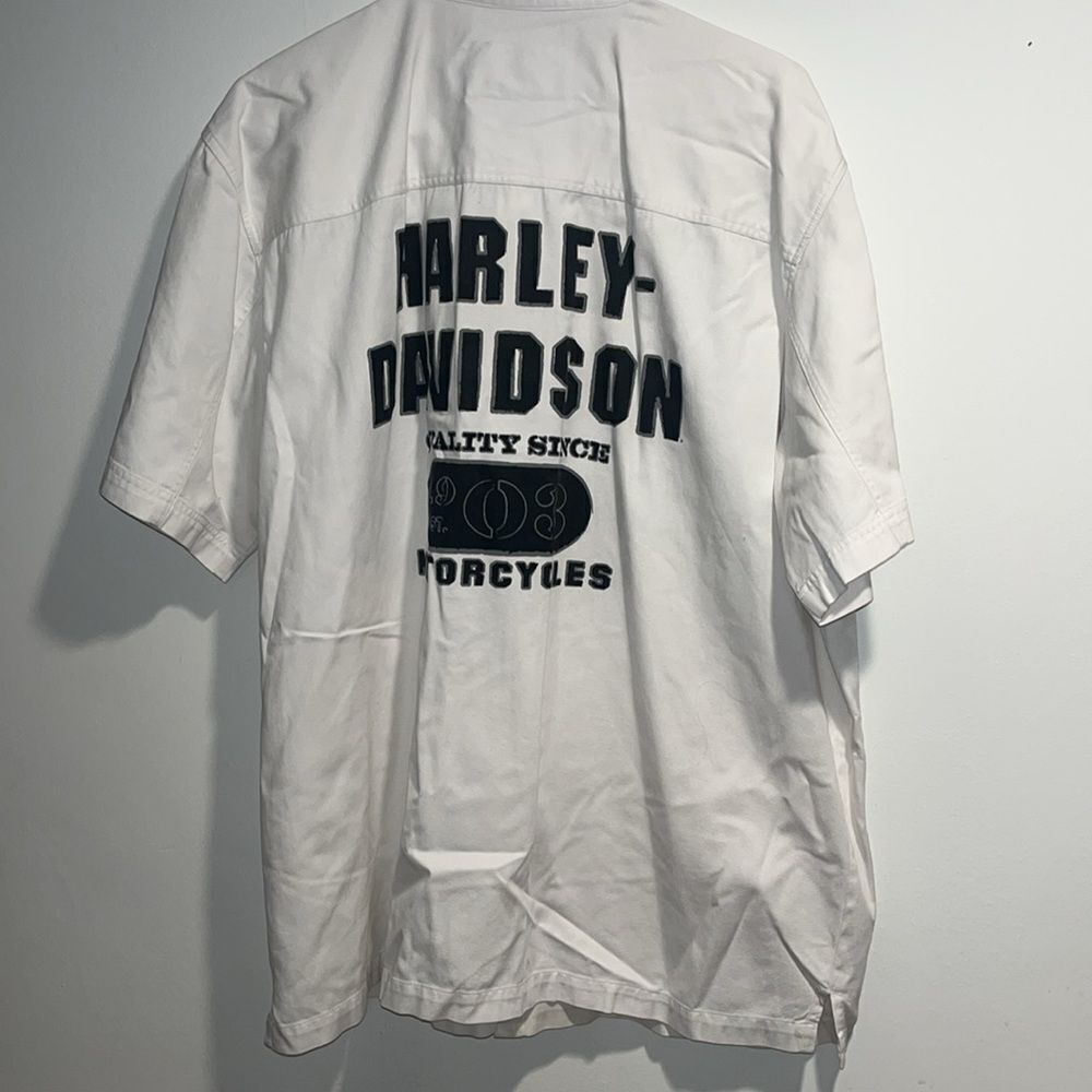 Harley-Davidson White Men's Button Up Shirt, size XL - Picture 2 of 5